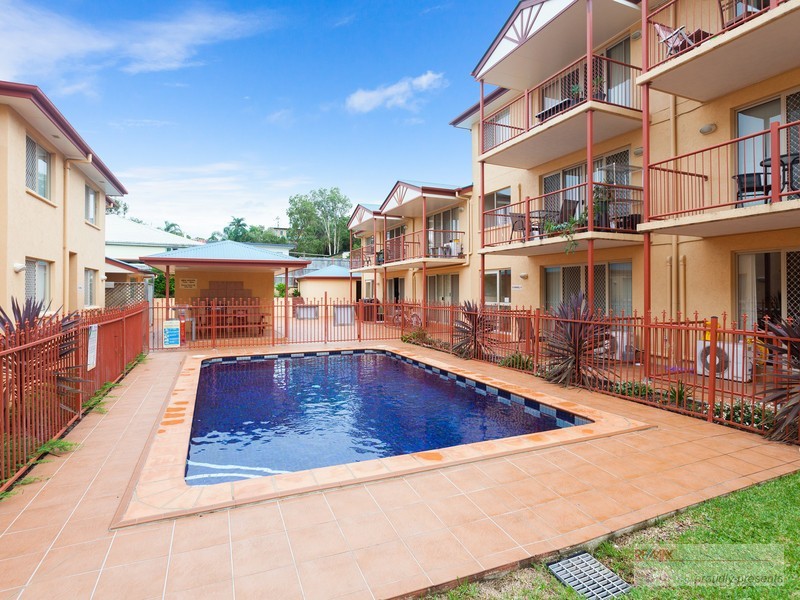 2/43 Carberry Street, Grange QLD 4051