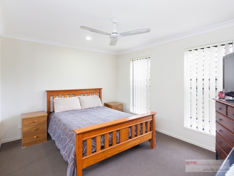 73 Argule Street, Hillcrest QLD 4118