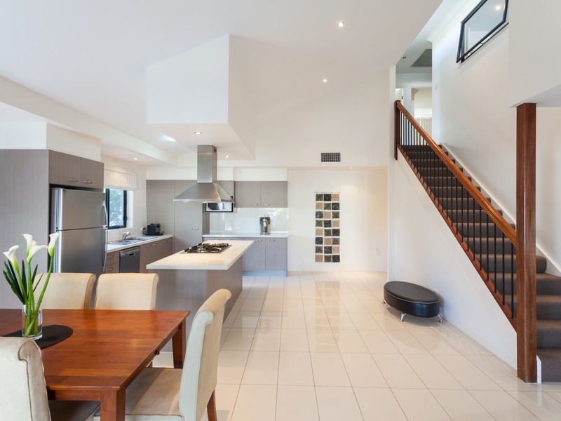 70 Duke Street, Kangaroo Point QLD 4169