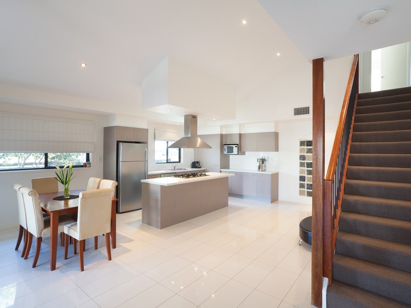 70 Duke Street, Kangaroo Point QLD 4169