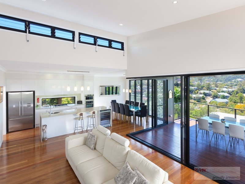 15 Highgrove Court, The Gap QLD 4061