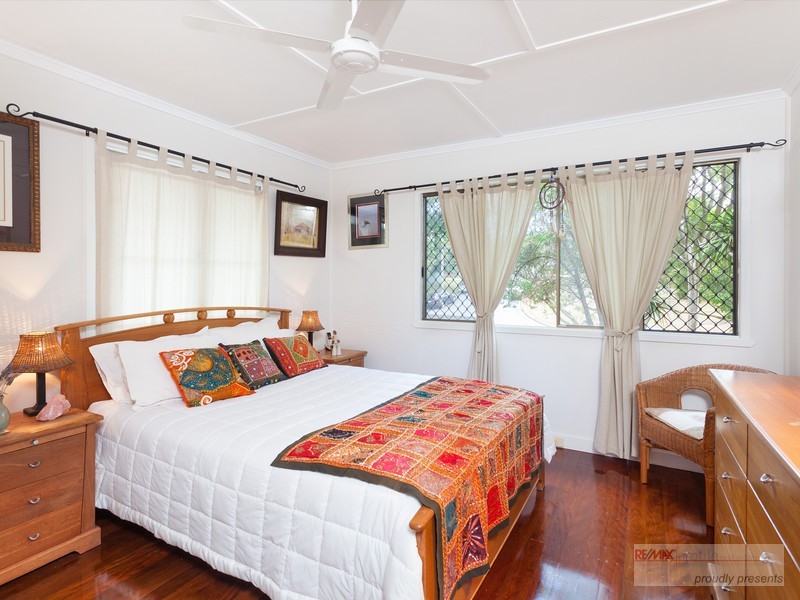 34 Kingaroy Street, Stafford Heights QLD 4053