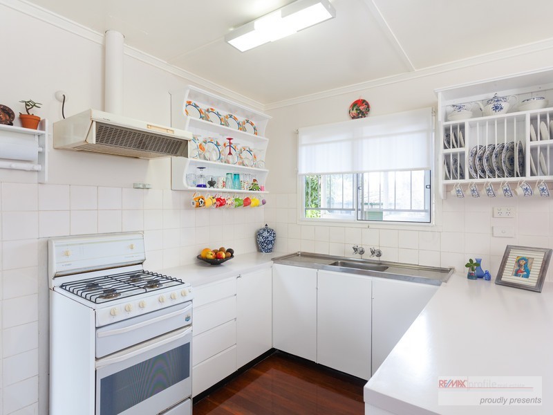 34 Kingaroy Street, Stafford Heights QLD 4053