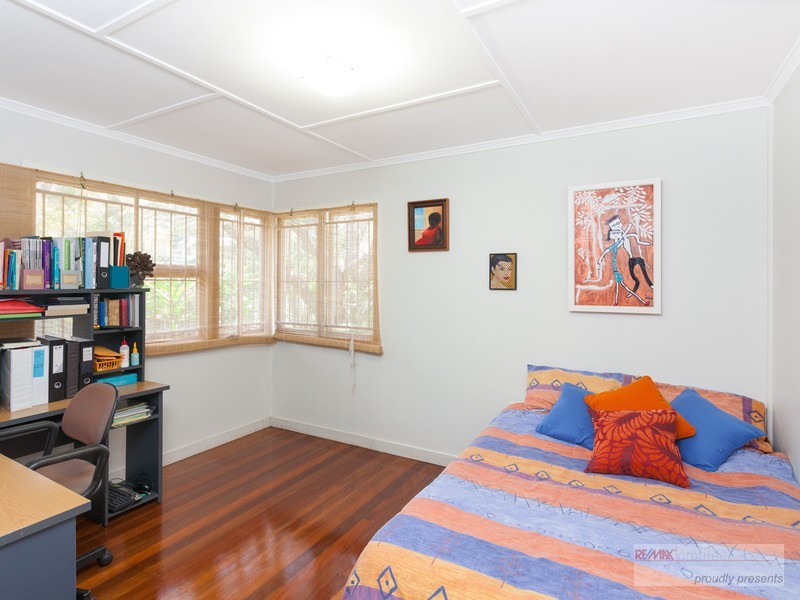 34 Kingaroy Street, Stafford Heights QLD 4053