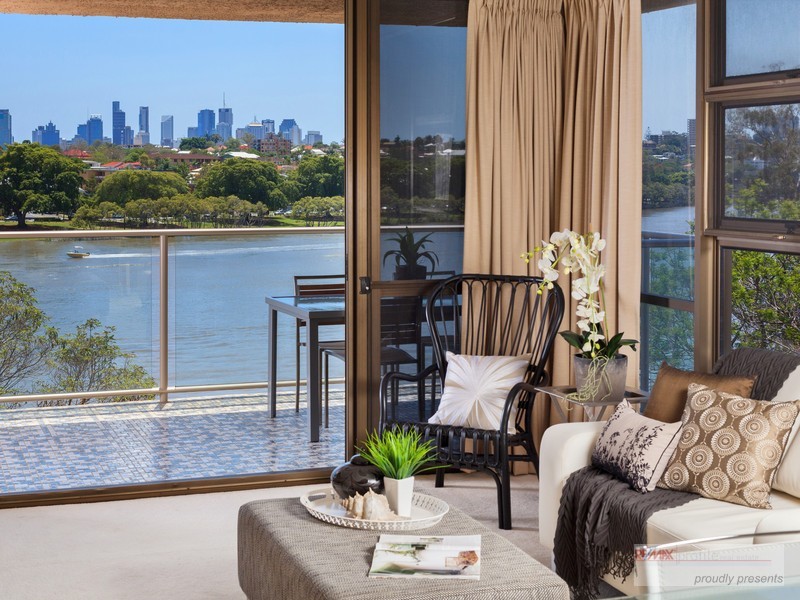 16/72 Sandford Street, St Lucia QLD 4067