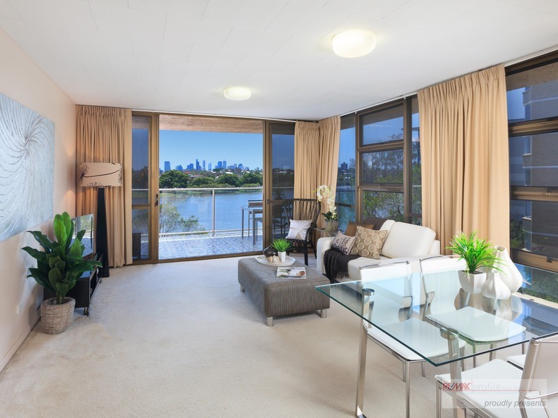 16/72 Sandford Street, St Lucia QLD 4067