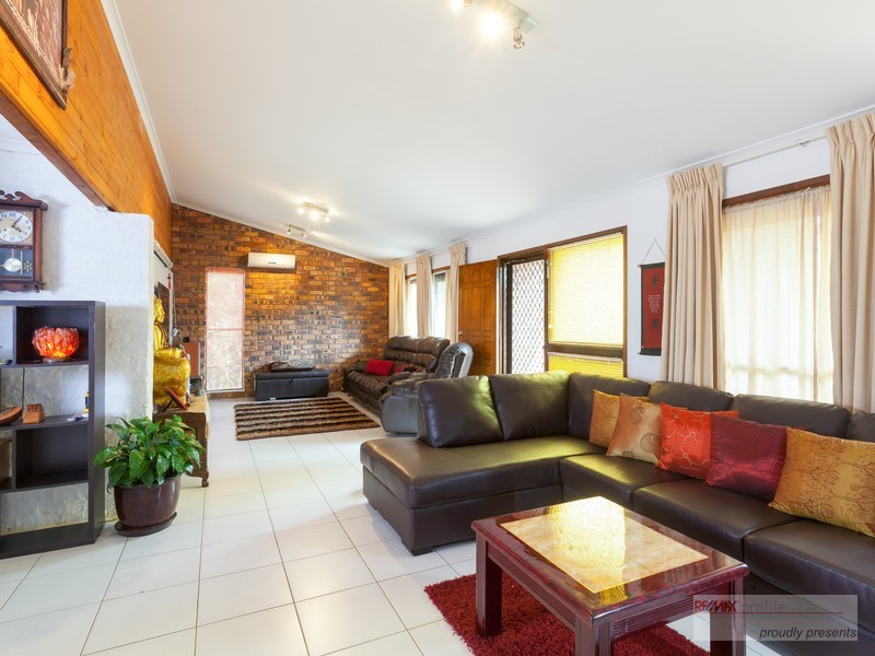 30 Akama Road, Durack QLD 4077