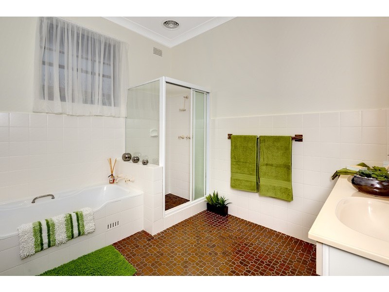 40 Lincoln Ave, Collaroy NSW 2097