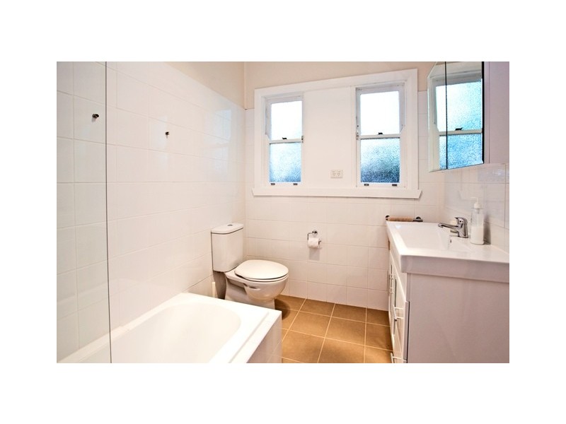 642 BARRENJOEY ROAD, Avalon NSW 2107