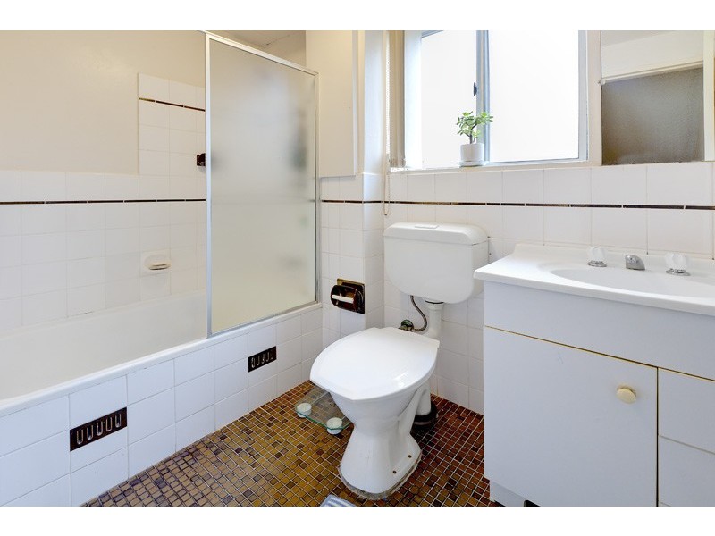 1/16 Clarke Street, Narrabeen NSW 2101