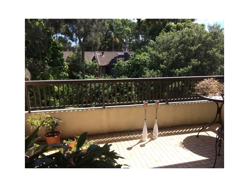 8/3 ROBERTSON ST, Narrabeen NSW 2101