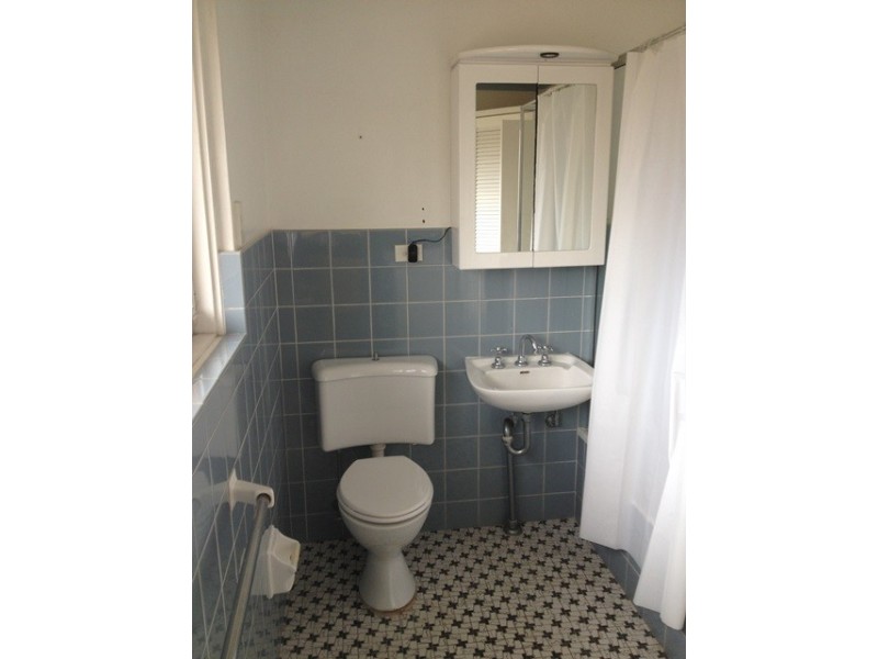 11/8 ROBERTSON STREET, Narrabeen NSW 2101