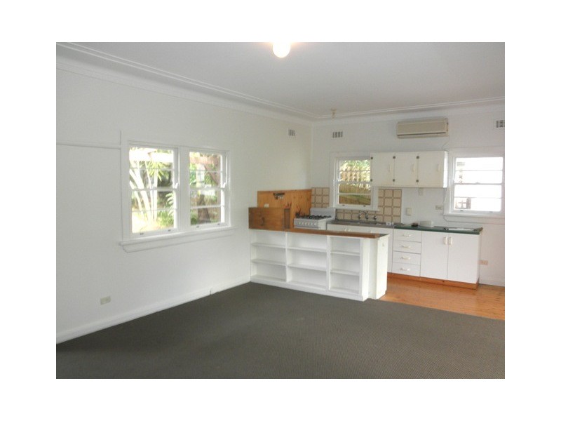 132 RICKARD ROAD, North Narrabeen NSW 2101