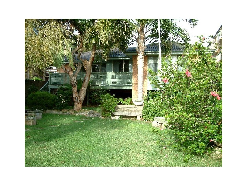 52A LAGOON STREET, Narrabeen NSW 2101