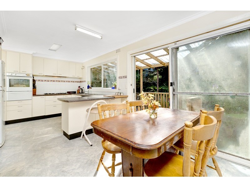 3 Elanora Road, Elanora Heights NSW 2101