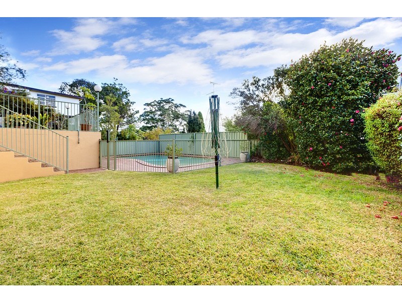 4 Gould Avenue, Narraweena NSW 2099