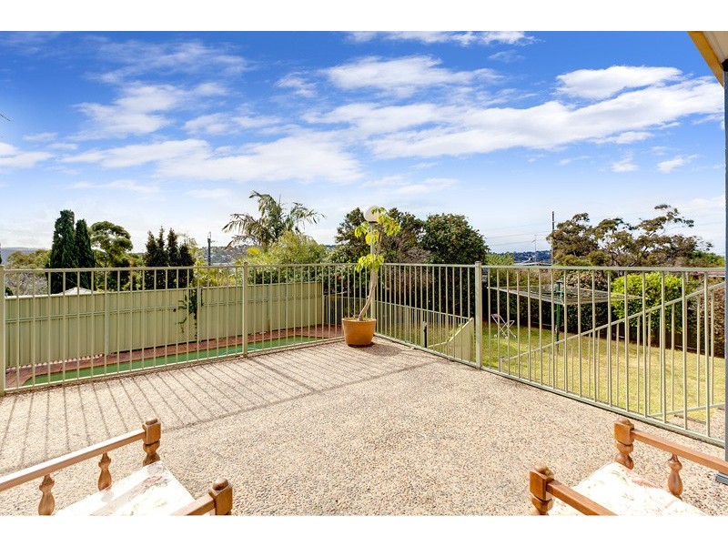 4 Gould Avenue, Narraweena NSW 2099