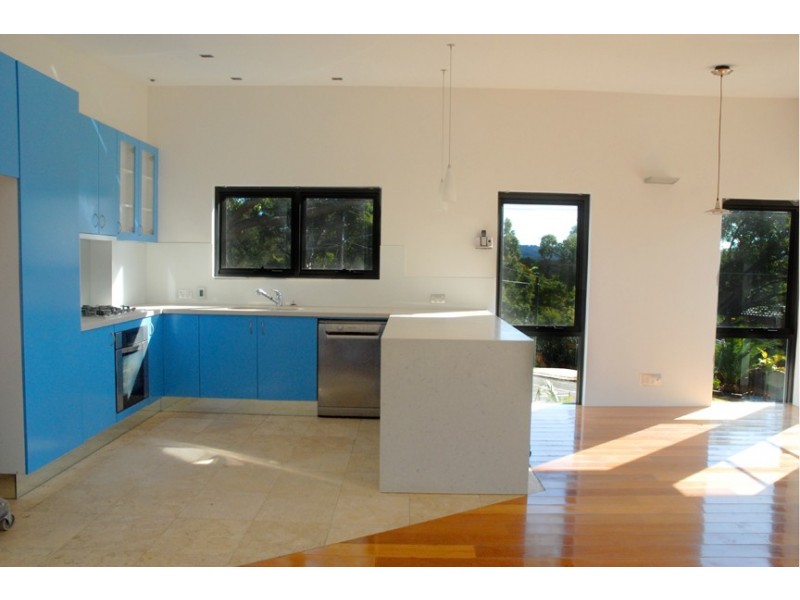 42 WARRABA ROAD, North Narrabeen NSW 2101