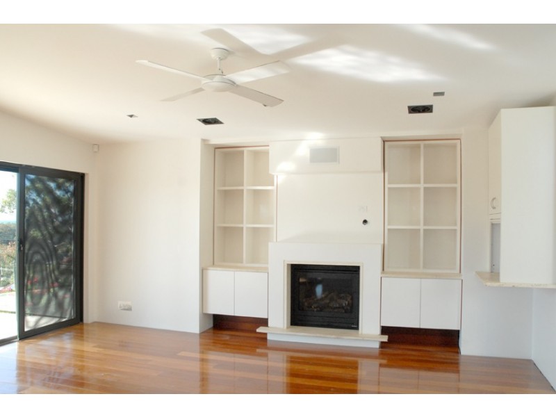 42 WARRABA ROAD, North Narrabeen NSW 2101