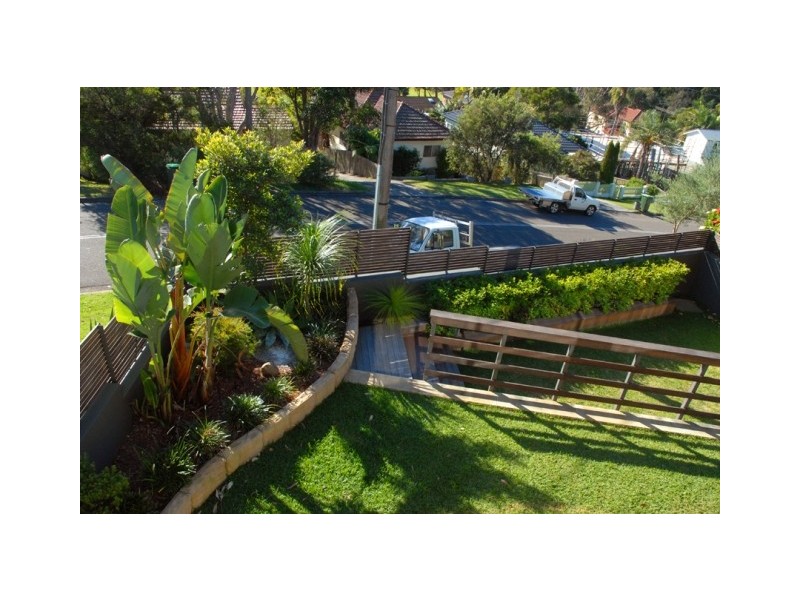42 WARRABA ROAD, North Narrabeen NSW 2101