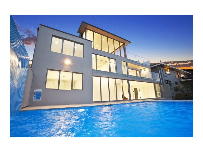 11 HILMA STREET, Collaroy NSW 2097