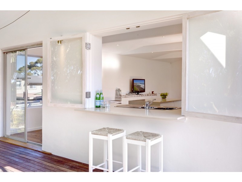 27 Veterans Pde, Collaroy Plateau NSW 2097