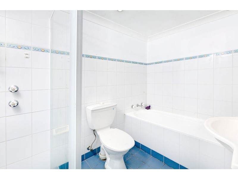 2/8-10 Clarke St, Narrabeen NSW 2101