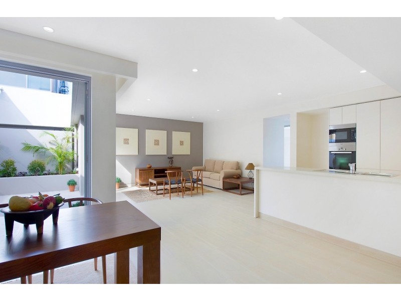 6/337-341 Barrenjoey Road, Newport NSW 2106