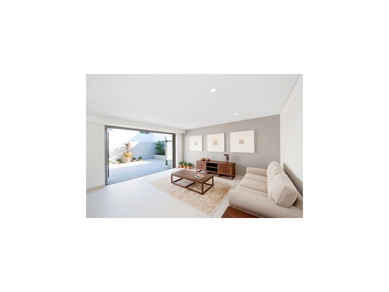 6/337-341 Barrenjoey Road, Newport NSW 2106