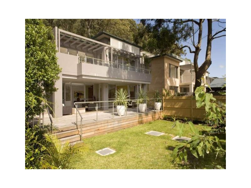 12/1070-1076 BARRENJOEY ROAD, Palm Beach NSW 2108