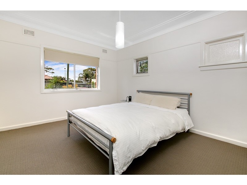 2 Parkes Road, Collaroy NSW 2097