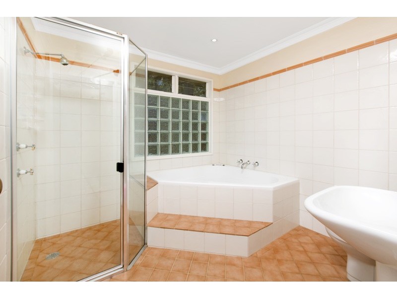 135 McCarrs Creek Rd, Church Point NSW 2105