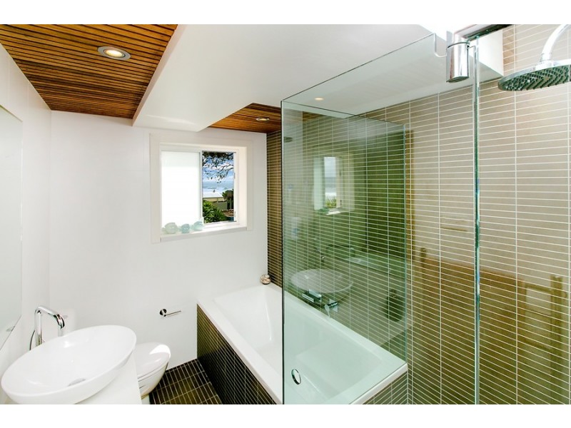 1/1150 Pittwater Rd, Collaroy NSW 2097