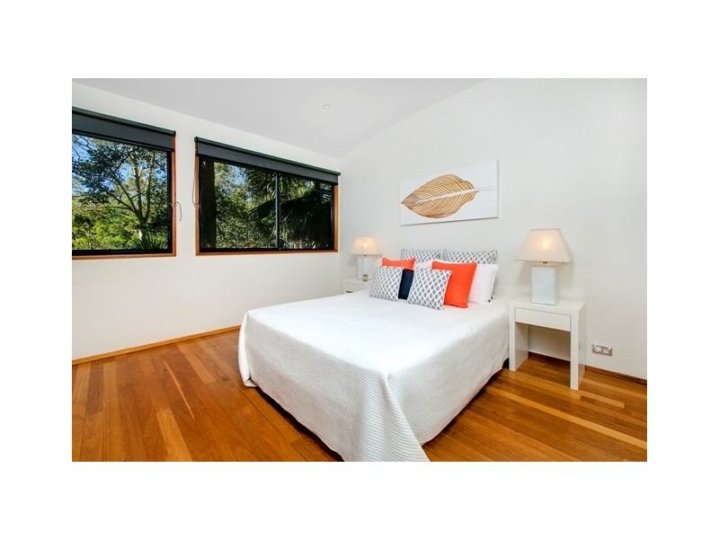 9 VALLEY CLOSE, Bayview NSW 2104