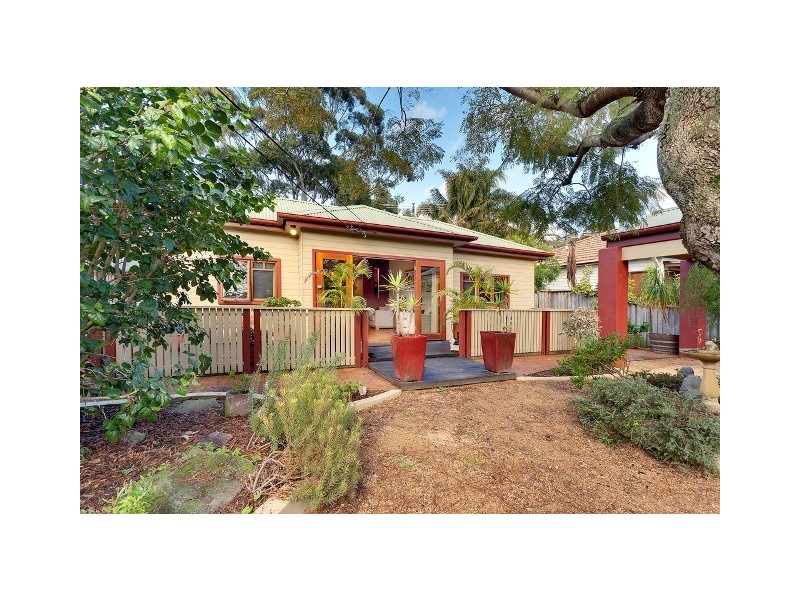 27 WINDSOR PARADE, North Narrabeen NSW 2101