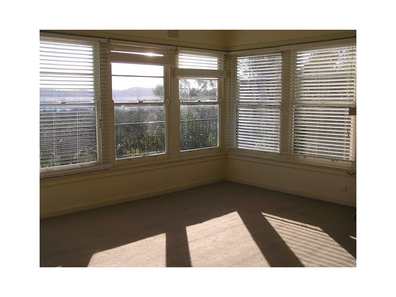 3 BUNGAN HEAD ROAD, Newport NSW 2106