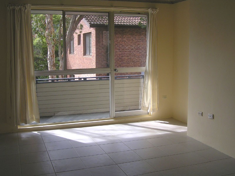 10/10 QUEENS PARADE WEST, Newport NSW 2106