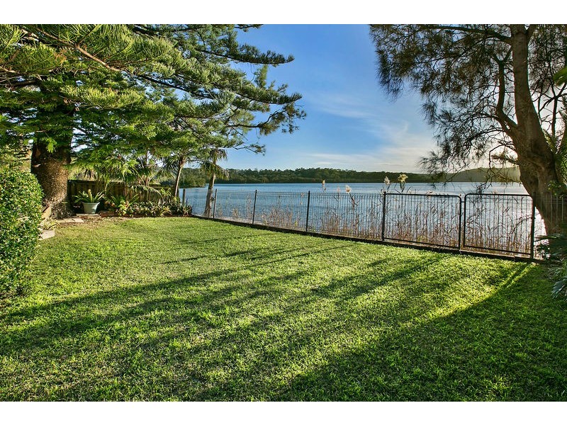 83 Wimbledon Avenue, North Narrabeen NSW 2101