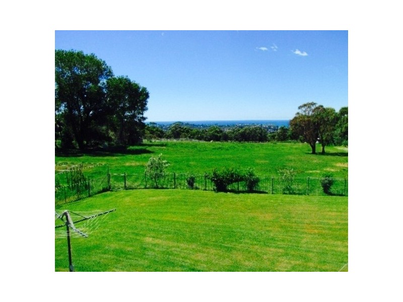 Flat 3, 7 WALTER ROAD, Ingleside NSW 2101