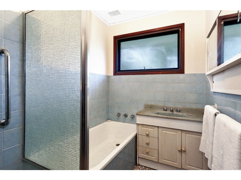 11 Peita Crescent, Mona Vale NSW 2103