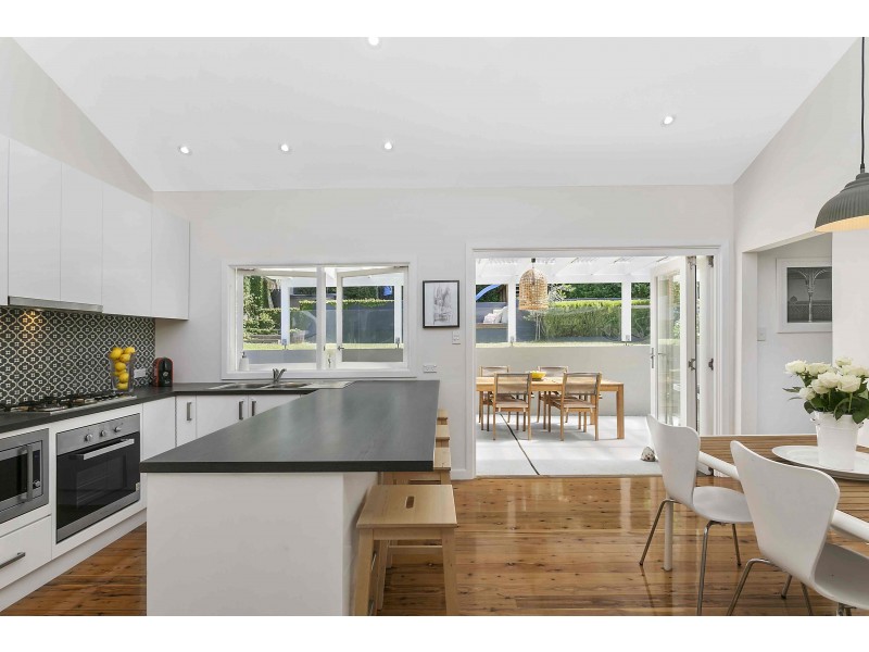 97 Gondola Road, North Narrabeen NSW 2101