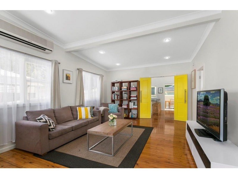 97 Gondola Road, North Narrabeen NSW 2101