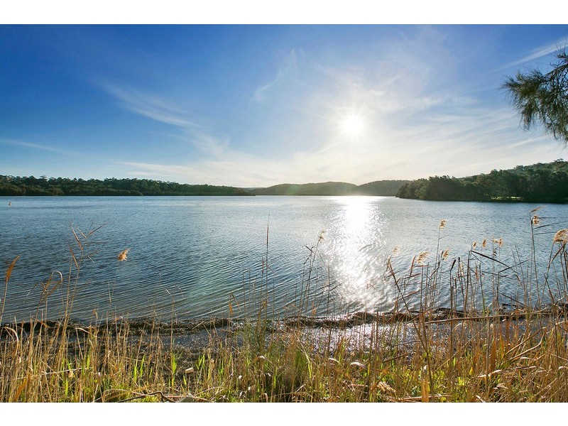 83 WIMBLEDON AVENUE, North Narrabeen NSW 2101