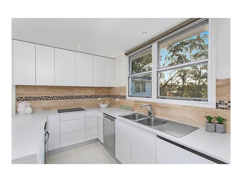 6 VESPER STREET, Mona Vale NSW 2103