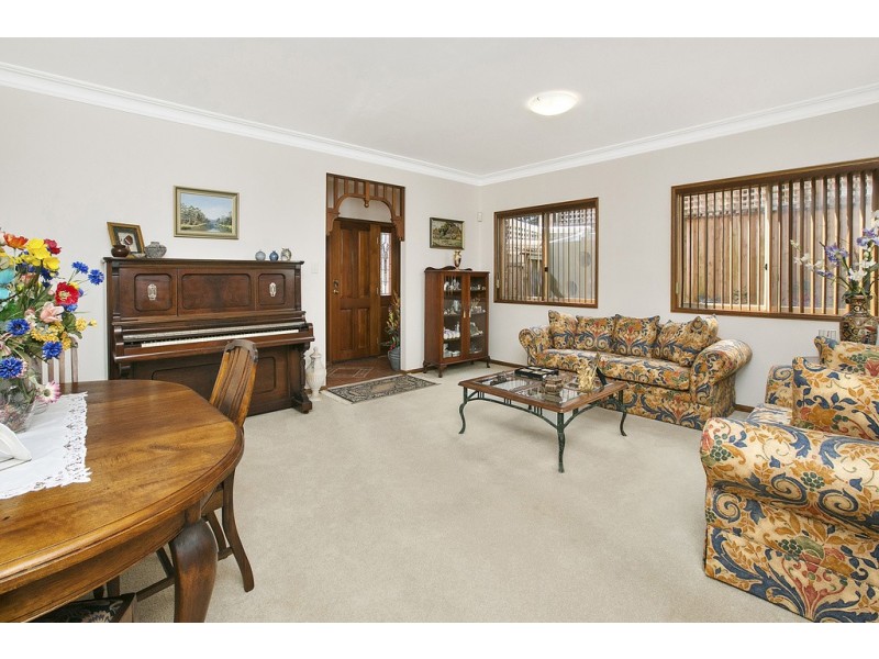 81A BROOKER AVENUE, Beacon Hill NSW 2100