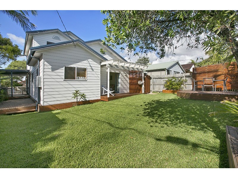 77 Warringah Road, Narraweena NSW 2099