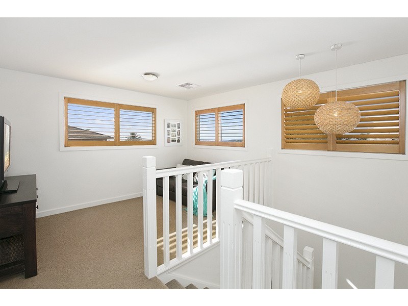 77 Warringah Road, Narraweena NSW 2099