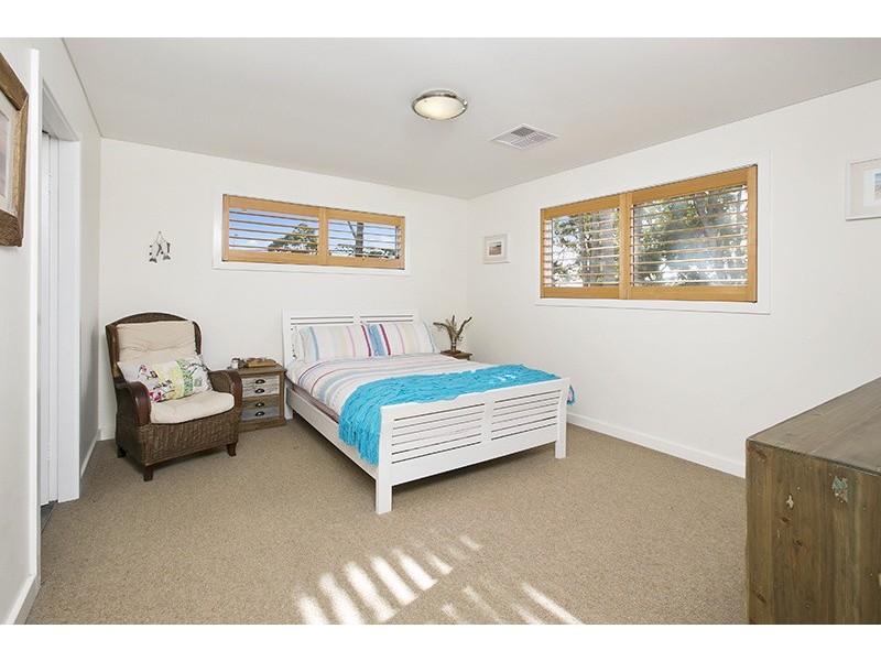 77 Warringah Road, Narraweena NSW 2099