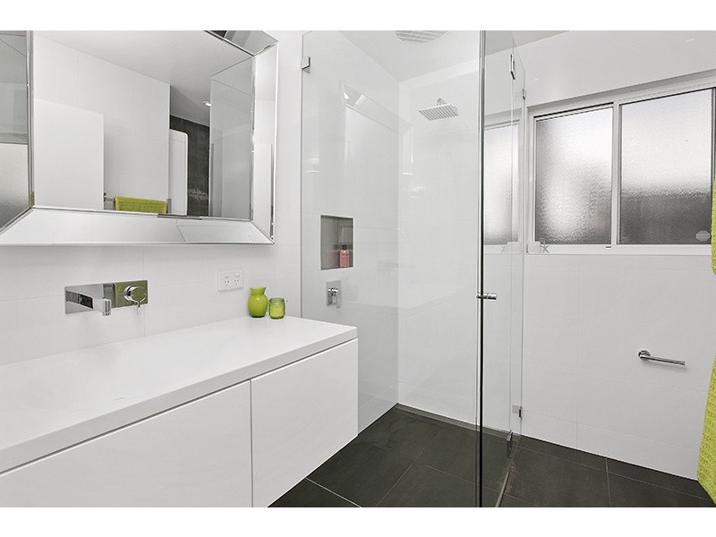 77 Warringah Road, Narraweena NSW 2099