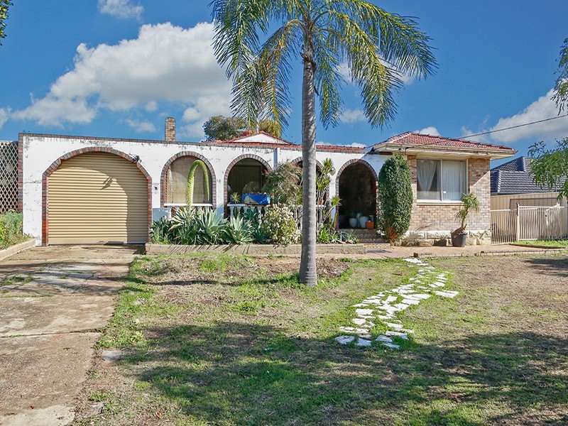 67 Shepherd Street, Beaconsfield WA 6162